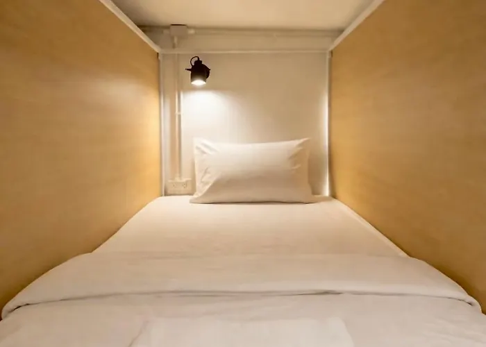 Arta Hostel Bangkok