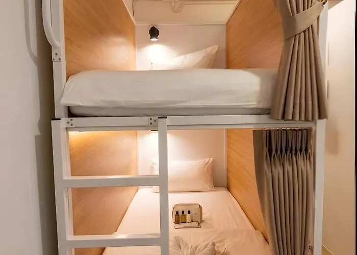 Arta Hostel