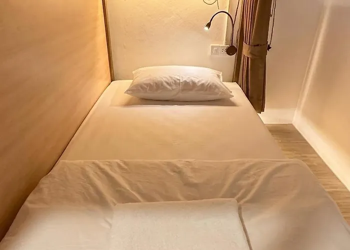 Arta Hostel Bangkok